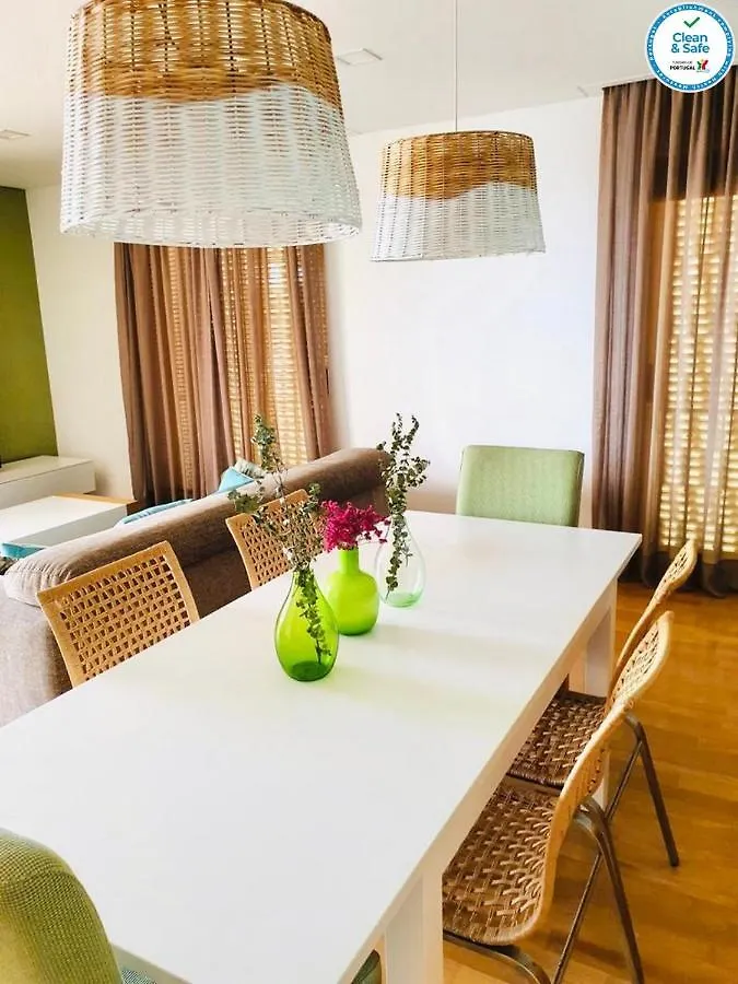 Terrace Albufeira - Santa Eulalia - Private Jacuzzi Apartment 0*,  Portugal