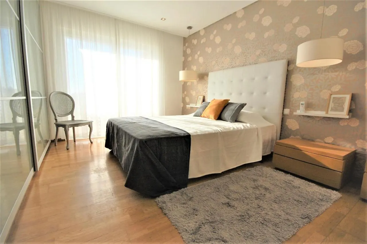 Terrace Albufeira - Santa Eulalia - Private Jacuzzi Apartment